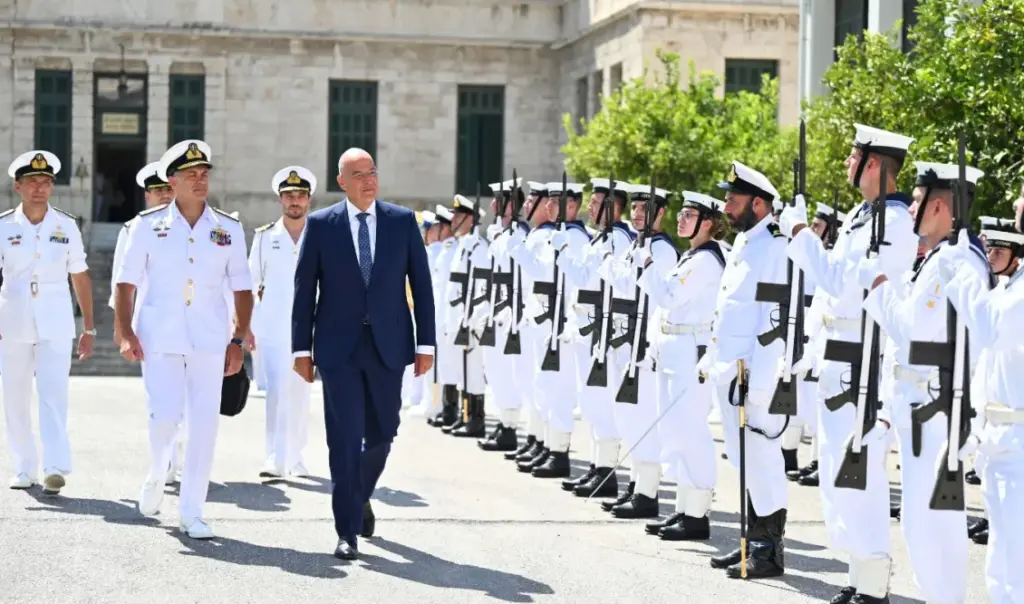 Dendias: “Kimon” Belharra frigate arrives in Greece within weeks