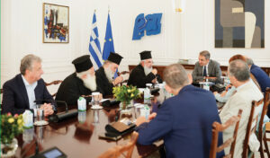 Church of Crete crisis deepens after government refuses to withdraw controversial amendment