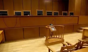 Rhodes teacher jailed for seducing 14-year-old student