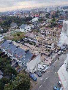 Russia launches massive strike on Ukraine as tensions escalate