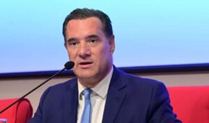 Greek health minister warns hospital directors: “Those who don’t do their job will be fired”