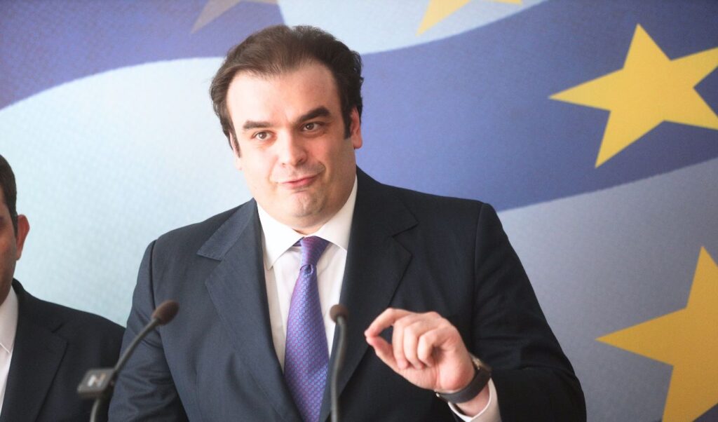 Pierrakakis on public sector pay raises: €1 billion boost by 2026