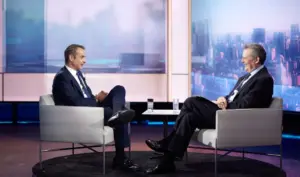 Mitsotakis on Bloomberg: Greece posts surplus, aims to cut middle-class taxes