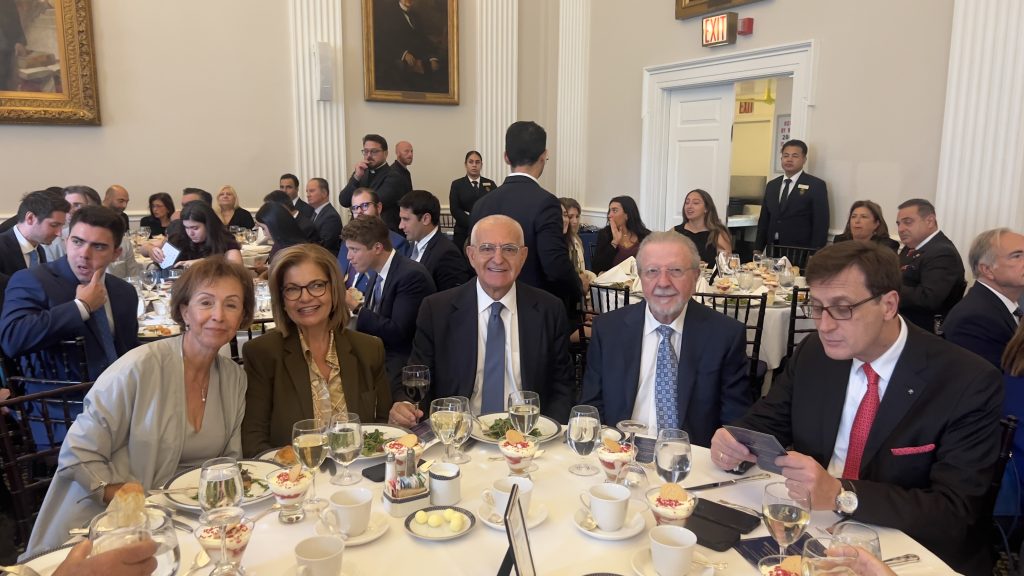 Miranda Kofina, Litsa Diamatari, Antonis I. Diamataris, Dr. Georgios Kofinas and Dr. Georgios Daggas, during the event at the Union League Club