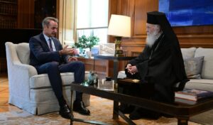 Mitsotakis meets Archbishop Ieronymos: “We’re here to face great challenges together”
