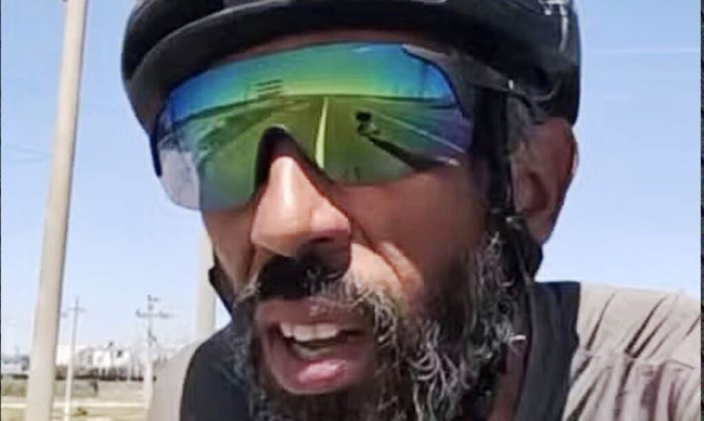 French cyclist jailed in Russia while attempting world record