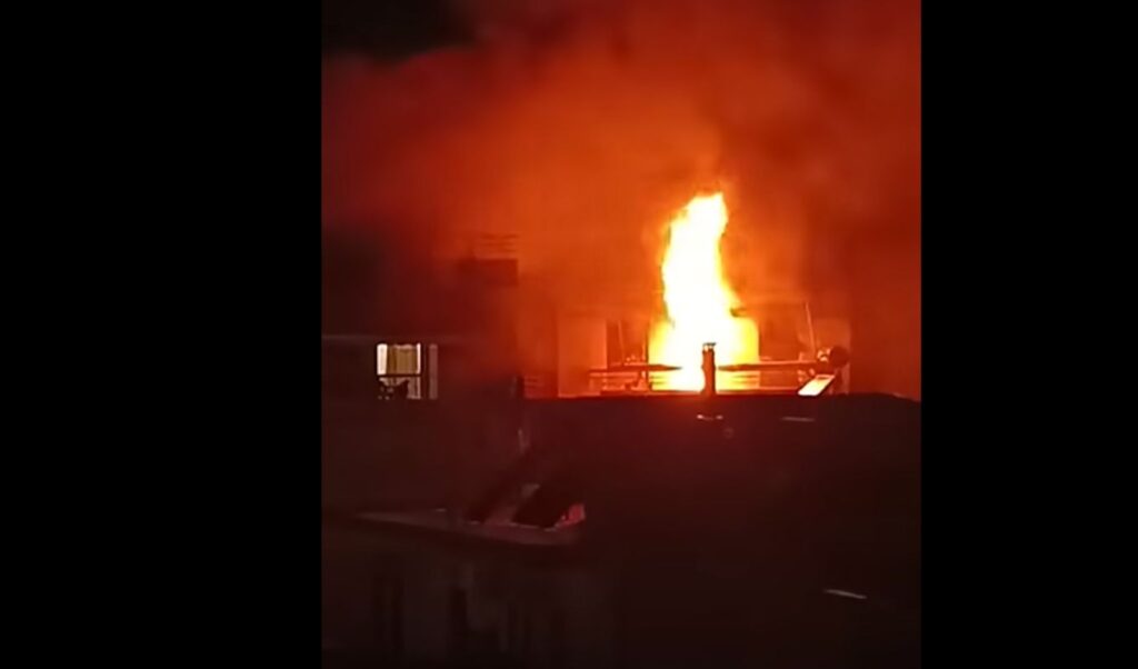 Preveza: major fire in apartment after gas cylinder explosion