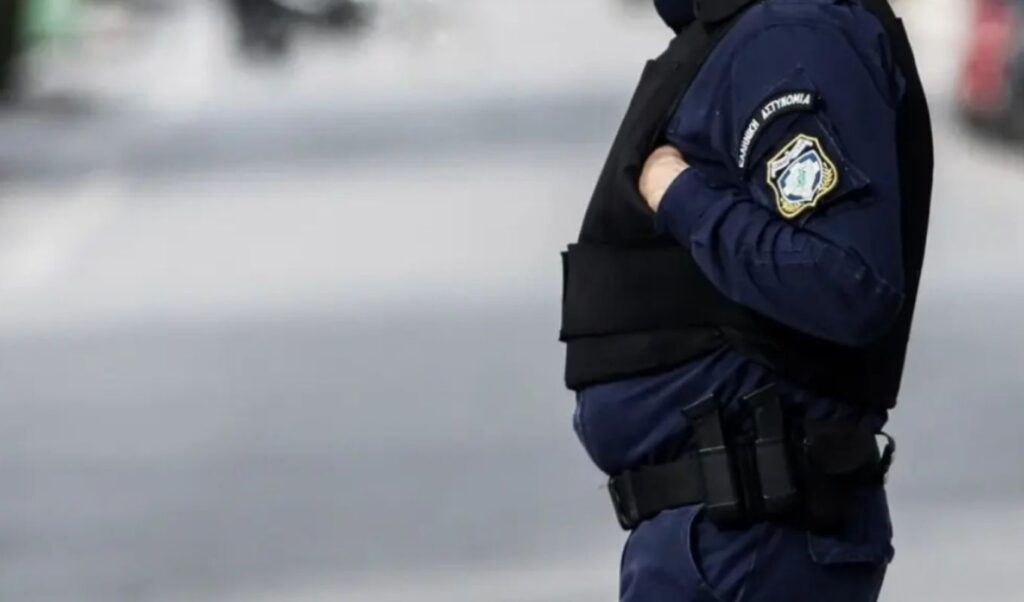 Shock in Athens suburb: Human skull and bones found near church