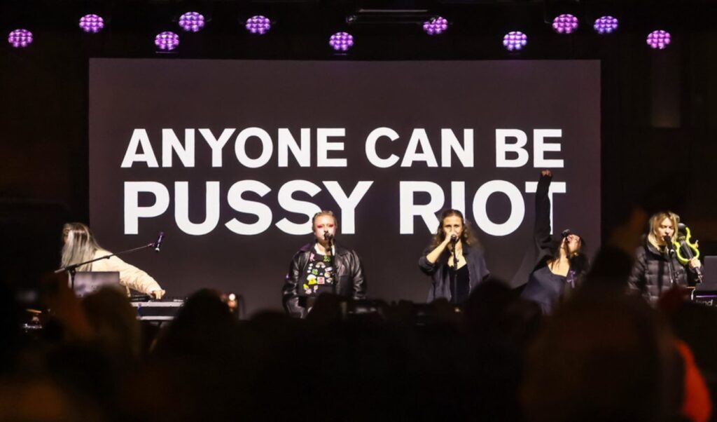 Pussy Riot members sentenced in absentia by Moscow court