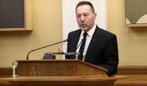 Stournaras: Greece is an example of stability and resilience