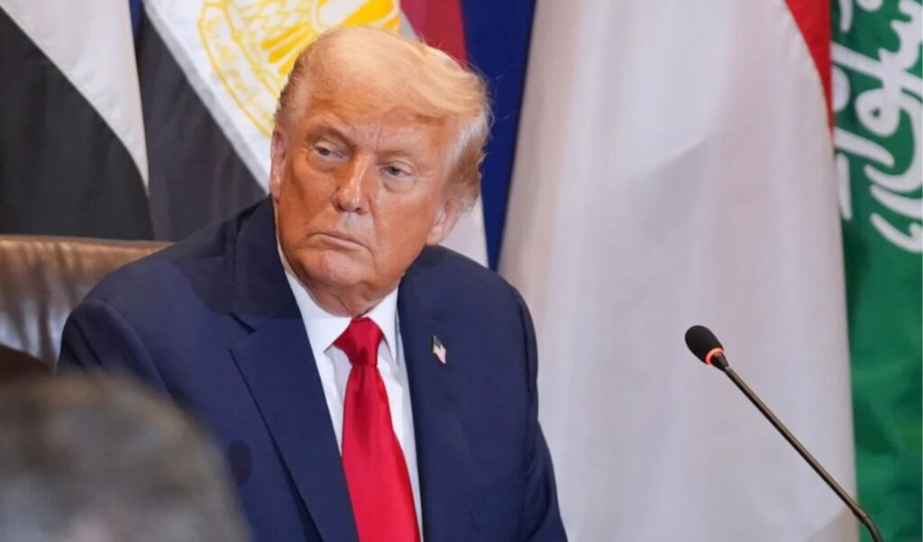 Trump presents 21-point Gaza peace plan with Arab support