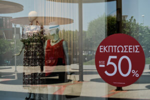 Black Friday 2025: Smart and safe shopping guide for November 28