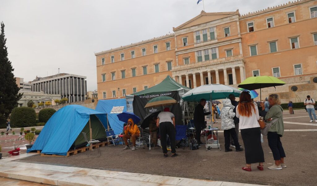Tomb of the Unknown Soldier sparks political clash in Greece
