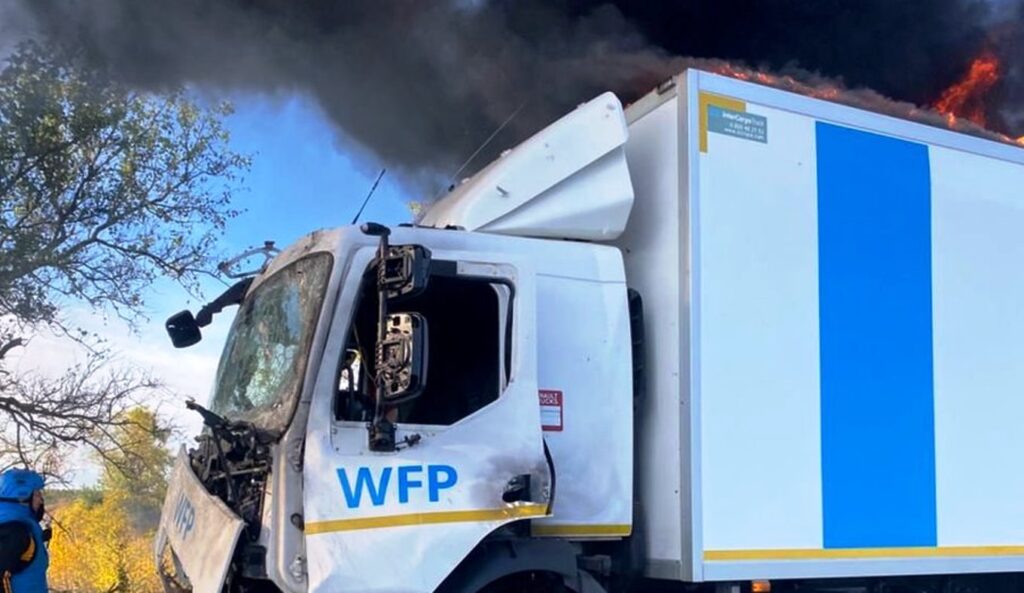 Russia bombs UN convoy carrying humanitarian aid to Ukraine