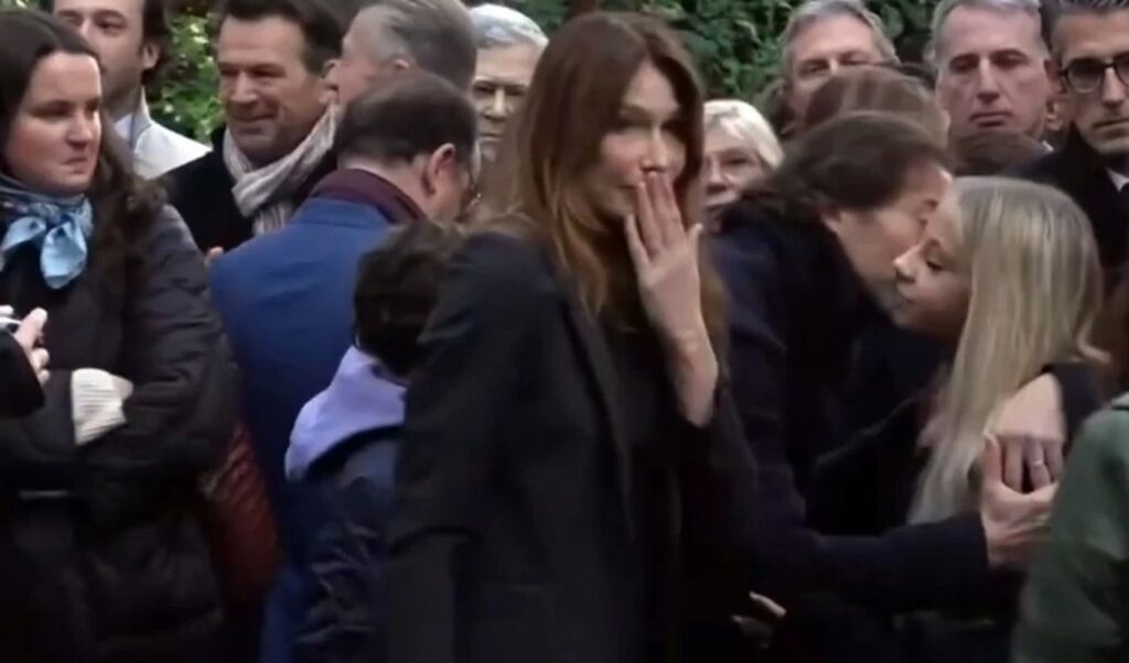Nicolas Sarkozy: Carla Bruni’s tears as former French president enters prison