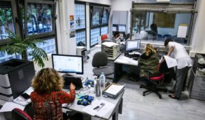 Greece approves 20,000 new public sector jobs for 2026