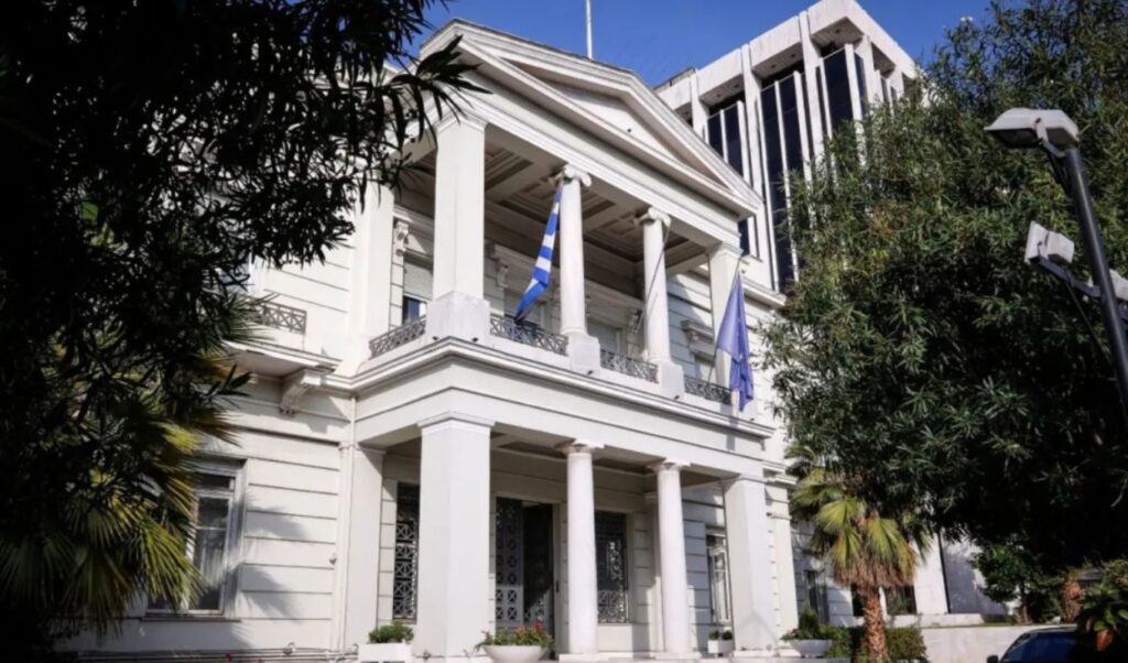 Greece-Russia crisis deepens over Macedonia and Cyprus remarks