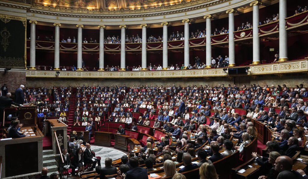 France faces prolonged political crisis as 2025 budget rejection looms