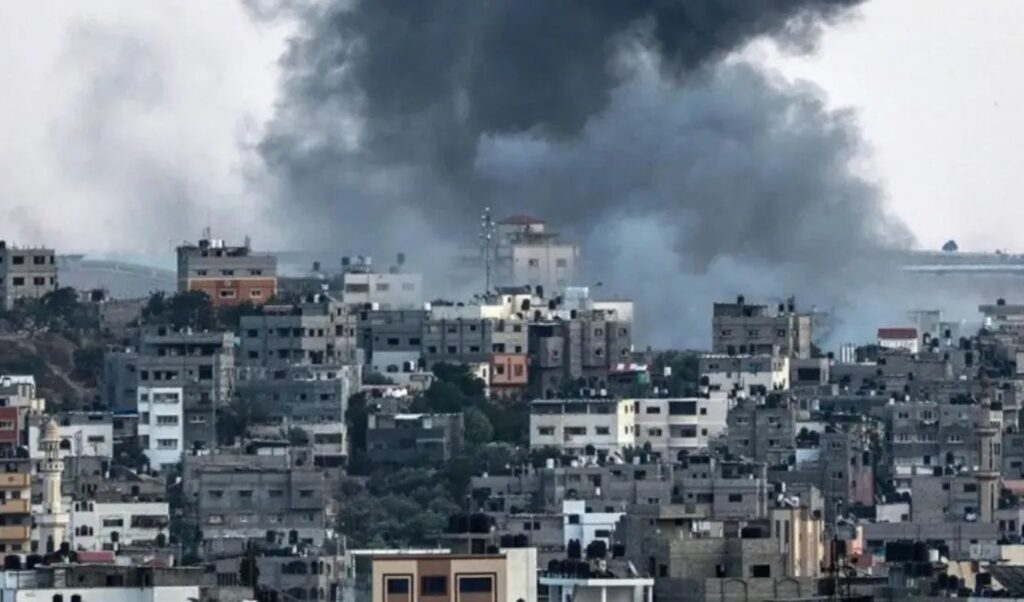 Gaza ceasefire “hanging by a thread” as Israel ultimatum threatens war