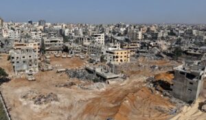 Gaza negotiations begin on a tightrope in Egypt amid Israeli strikes