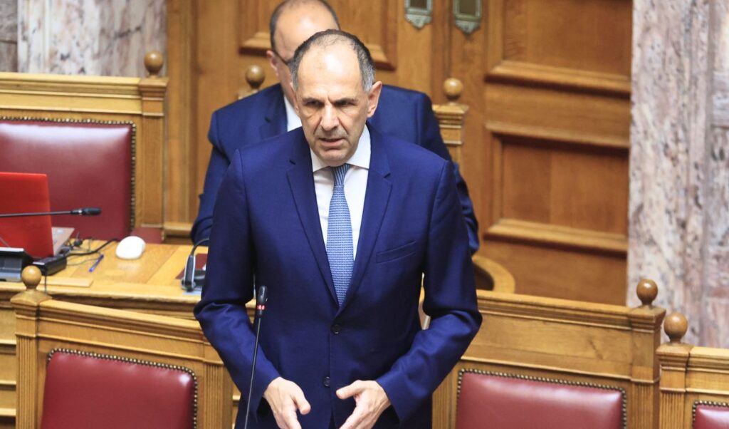 Gerapetritis: Greeks detained in Israel to return via special flight