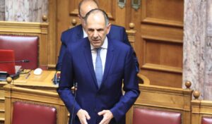 Gerapetritis: Greeks detained in Israel to return via special flight