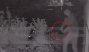 Shocking shooting in Athens suburb: CCTV captures assassination attempt