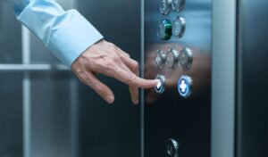 Elevator cartel drives up prices: demanding €8,000 for upgrades