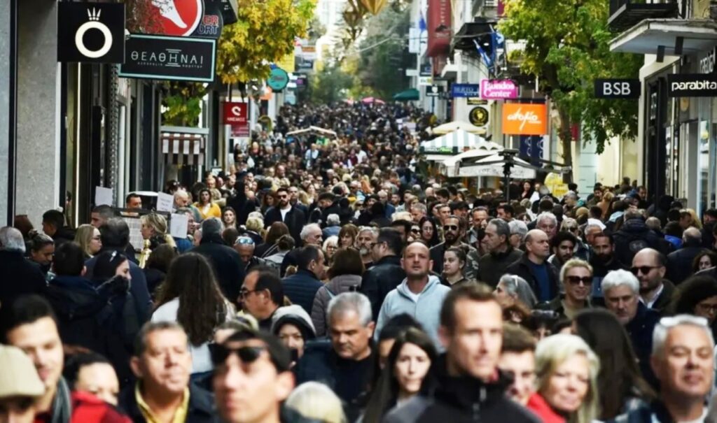Which Sundays will stores be open in 2025 – Holiday and sales shopping schedule