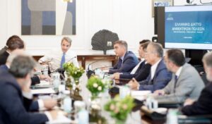 Mitsotakis: Enhancing city resilience and civil protection through government-municipality cooperation