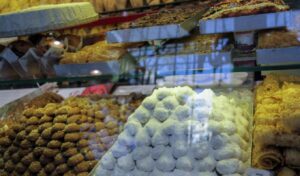 Christmas dessert prices remain stable despite rising costs