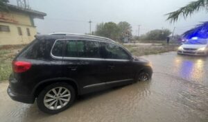 Woman trapped in car for 3 hours after falling into water-filled pothole
