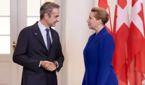 Mitsotakis calls for Europe-wide defense mobilization at EU summit