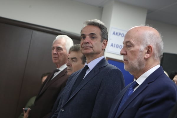 mitsotakis-egkainia-peristeri-esoteriki_4_