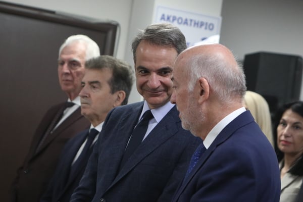 mitsotakis-egkainia-peristeri-esoteriki_5_