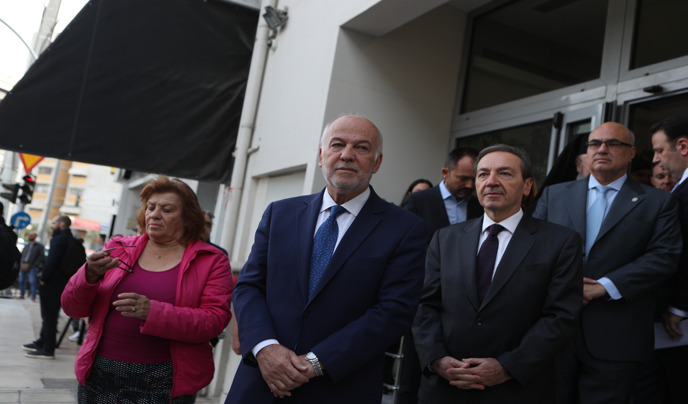 mitsotakis-egkainia-protodikeio-peristeriou_1_