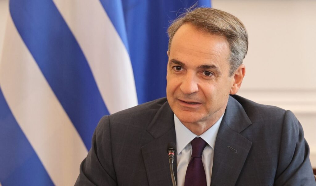 Mitsotakis tells Politico: Europe needs joint defense funding