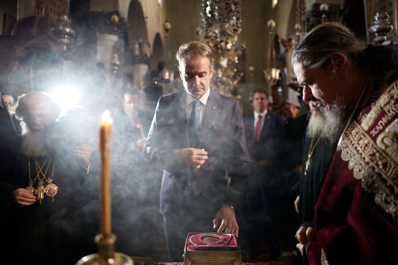 mitsotakis-symeon-enthronisi5