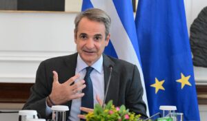 Mitsotakis at critical EU summit: Messages on Ukraine, Southern Europe defense and air shield
