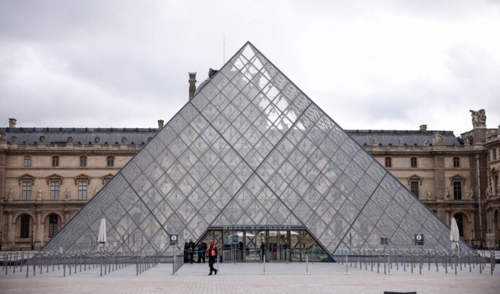 Famous Louvre heists: From Mona Lisa theft to royal jewel robbery
