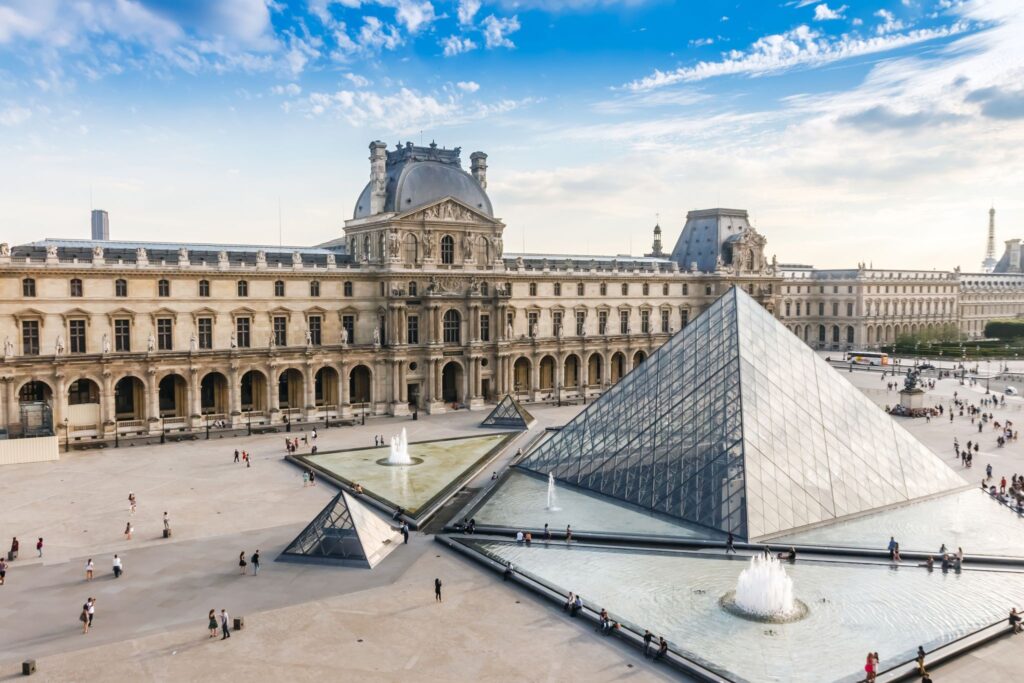 Louvre heist: The perfect plan and eight stolen jewels in just 7 minutes