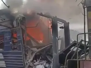 Ukraine: Russian attack on passenger train in Sumy leaves 30 injured