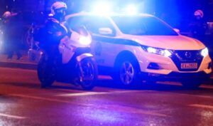 British mother attacks husband in Crete hotel, nearly blinds him