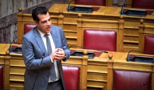 Pleuris attacks Lazopoulos over Unknown Soldier comments