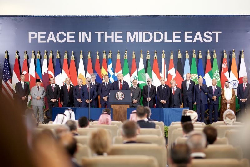 synodos-eirinis-gaza-igetes-trump-mitsotakis4