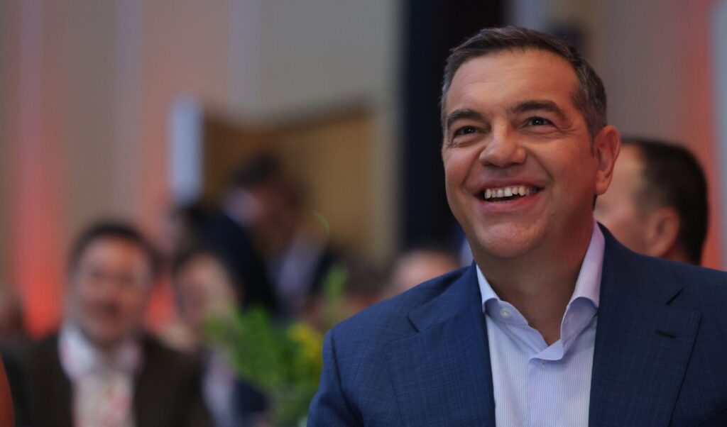 Tsipras vs PASOK and SYRIZA: Green politicians abandon ship for new party