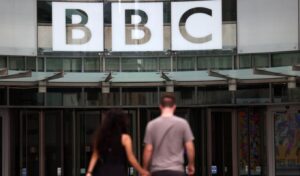 Outgoing BBC director: “We must fight for our journalism”