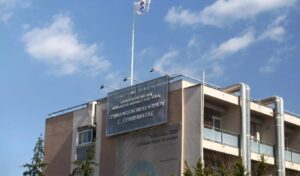 22-year-old hospitalized after swallowing whole burger in challenge