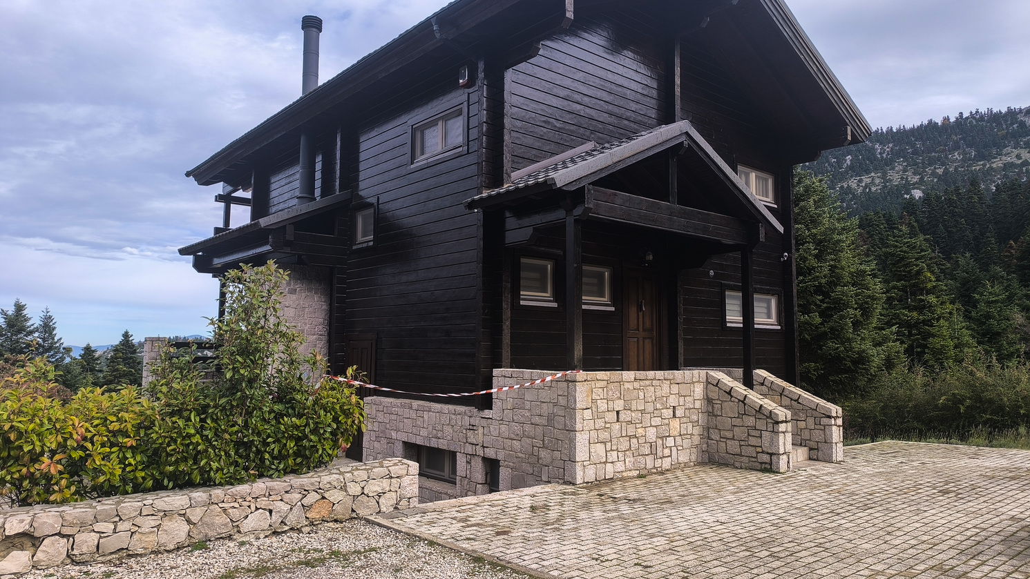 The chalet in Arachova where Giannis Lalas was murdered