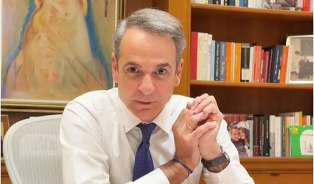 Kyriakos Mitsotakis presents tax cuts for young people after poll reveals low awareness of new tax bill